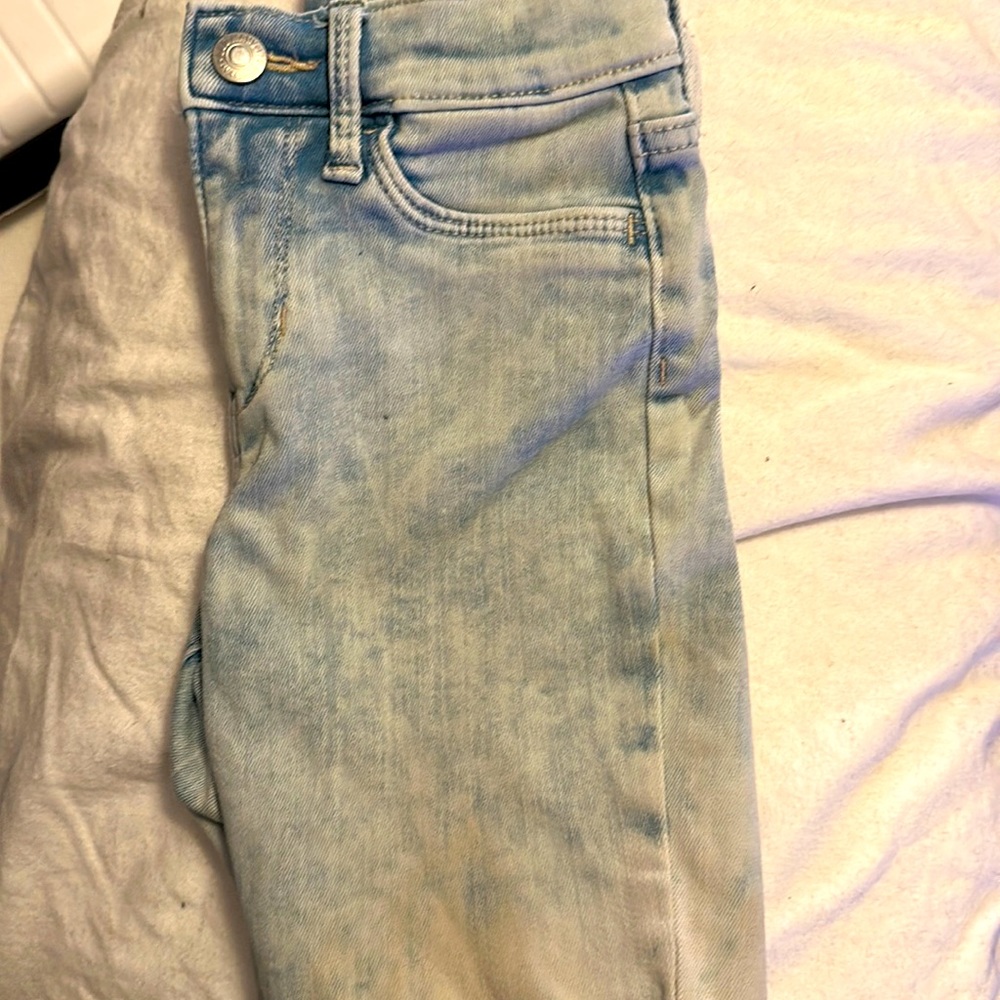 Old Navy light blue shorts❗️NO smoking household❗️